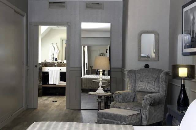 El Avenida Palace Hotel-Suite Superior Tibidabo with terrace-5