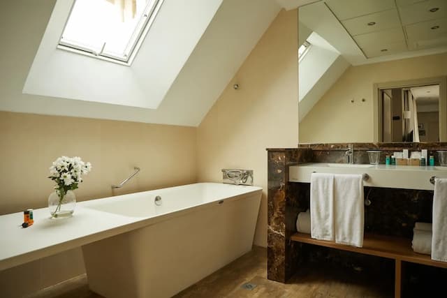 El Avenida Palace Hotel-Suite Superior Tibidabo with terrace-10