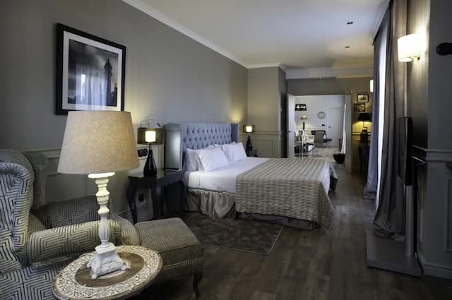 El Avenida Palace Hotel-Suite Superior Tibidabo with terrace-6