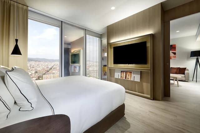 Melia Barcelona Sky-The Level, Suite, City View (2+2)-4