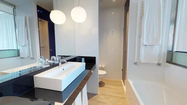 Melia Barcelona Sky-Premium Sea View Room-6