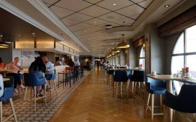 無固定用餐時間x休閒穿著