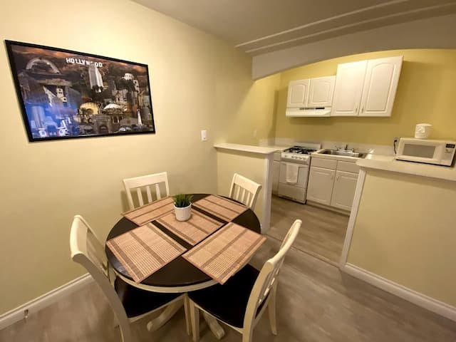 할리우드 셀러브리티 호텔-스탠다드룸-4