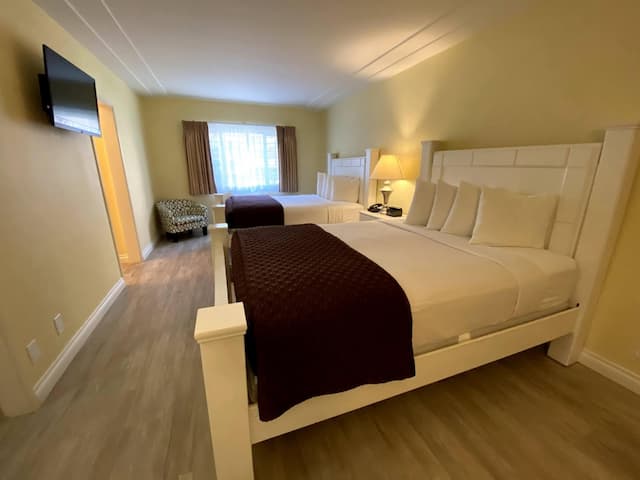 할리우드 셀러브리티 호텔-이그제큐티브룸, 퀸사이즈침대 2개-1