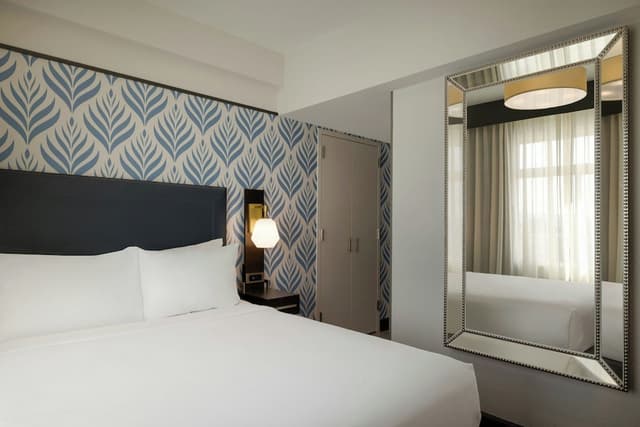 Courtyard by Marriott San Francisco Union Square-客房, 1 张大床, 城市景观-9