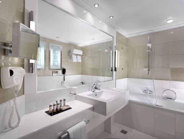 크라운 플라자 아테네 시티 센터 바이 IHG-프리미엄룸, 킹사이즈침대 1개, 흡연-20