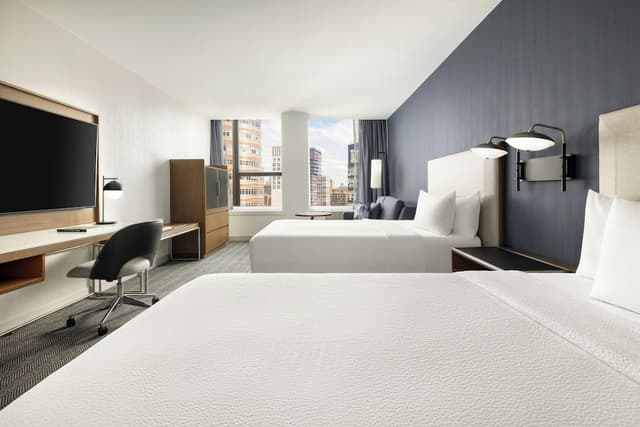 Courtyard New York Manhattan/ Midtown East-Junior Suite, 2 Queen Beds-15