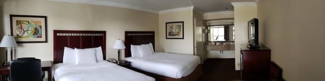 Oak Tree Inn-Standard Room, 2 Queen Beds, Non Smoking-4