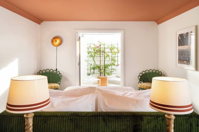 パリハウス ウエスト ハリウッド アット ビバリー ヒルズ-デラックス ルーム クイーンベッド 1 台 バルコニー コートヤード (Deluxe Queen with Balcony)-8