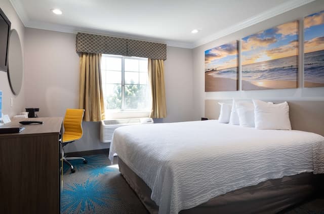 데이즈 인 바이 윈덤 산타 모니카-룸, 퀸사이즈침대 1개, 냉장고-7