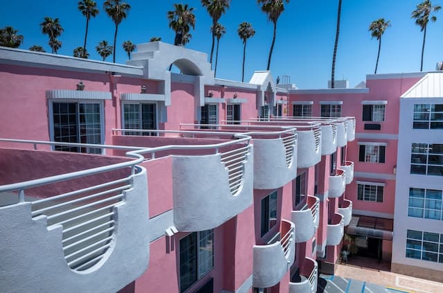 데이즈 인 바이 윈덤 산타 모니카-디럭스룸, 킹사이즈침대 1개, 금연, 발코니-9