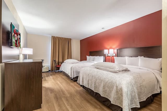 레드 루프 인 플러스+ & 스위트 휴스턴 - IAH 에어포트 SW-프리미엄룸, 퀸사이즈침대 2개 (Upgraded Bedding & Snack, Smoke Free)-1