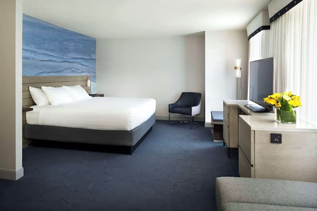 Hyatt Centric Fisherman's Wharf San Francisco-Room, 1 King Bed, City View-5