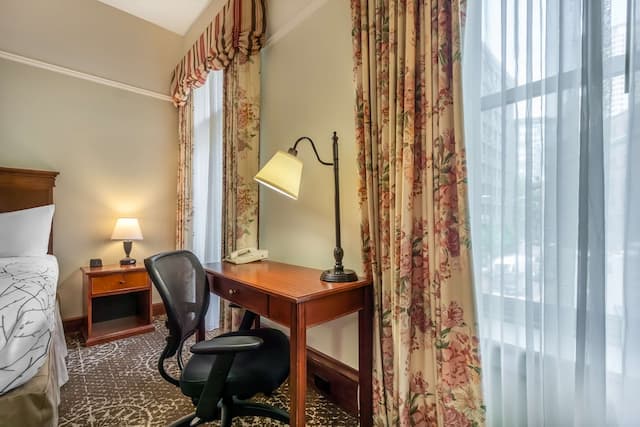 베스트 웨스턴 플러스 파이어니어 스퀘어 호텔 다운타운-스탠다드룸, 킹사이즈침대 1개, 발코니, 시내 전망-3