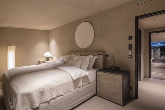 Hotel Bayerischer Hof-Deluxe Double Room-3