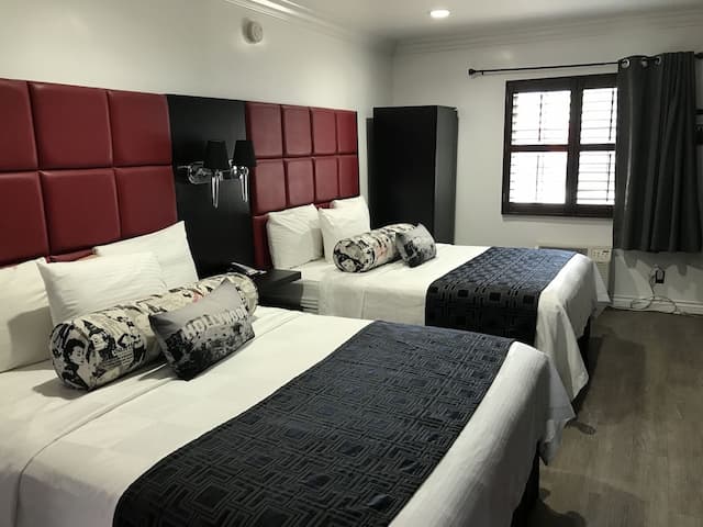 Legend Hotel Hollywood-Standard Room, 2 Double Beds-8