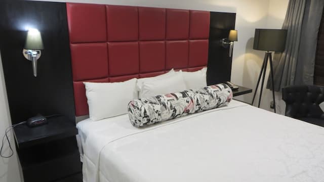 Legend Hotel Hollywood-Standard Room, 1 King Bed-2