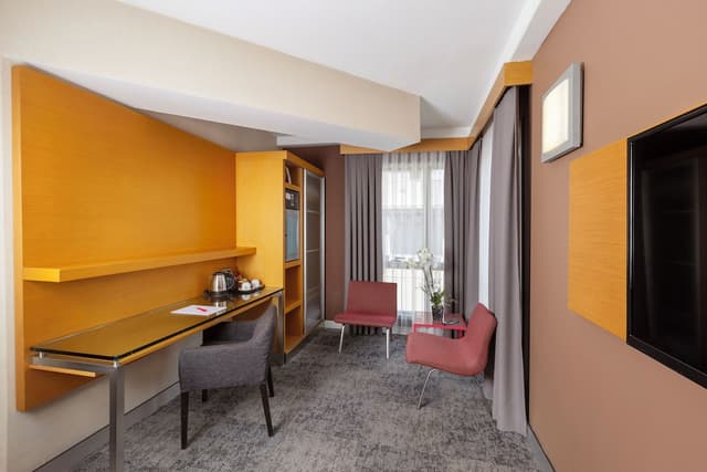 니폰 호텔-Deluxe Corner Room-3