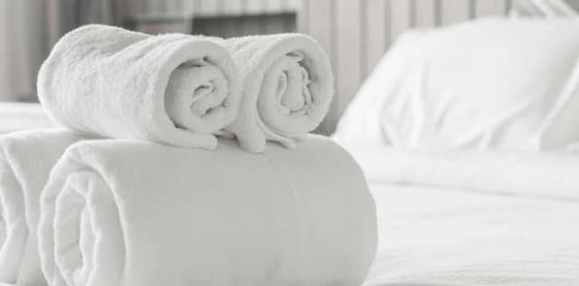 College Inn Hotel-Standard Room, 1 Queen Bed, Shared Bathroom-2