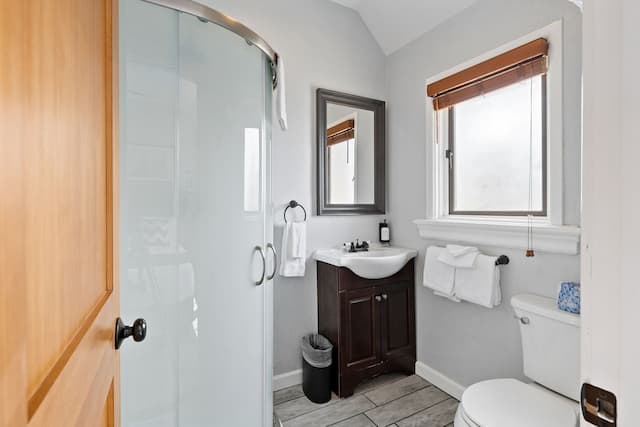 College Inn Hotel-Premium Room, 1 Queen Bed, Private Bathroom-18