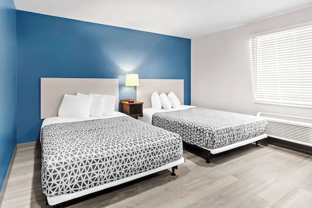 우즈스프링 스위트스 사우스 휴스턴 호비-스위트, 퀸사이즈침대 2개, 장애인 지원, 금연-1