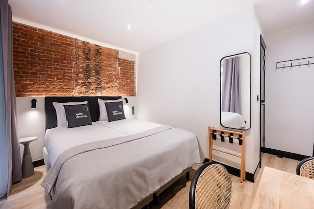 라임홈 암스테르담 레이체크루이스스트라트-더블룸-1