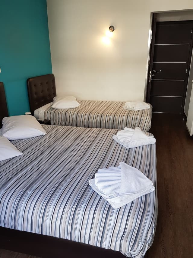 Athens Choice-Standard Triple Room, Ensuite, City View-1