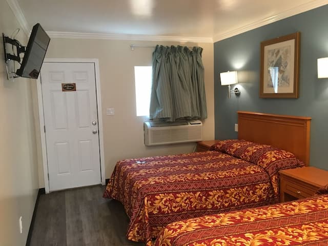 링컨 파크 모텔-컴포트 듀플렉스, 더블침대 2개-2