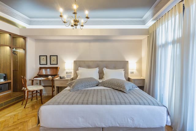 스위트 홈 호텔-디럭스 더블룸-2