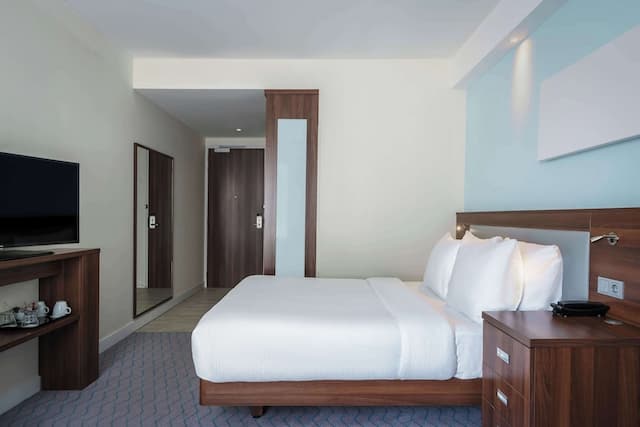 ハンプトン バイ ヒルトン アムステルダム センター イースト-ルーム クイーンベッド 1 台 禁煙-2