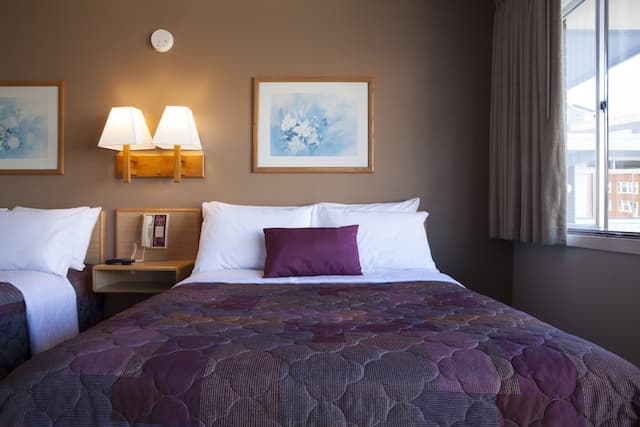 Heart O' Chicago-Standard Double Room, 2 Double Beds-6