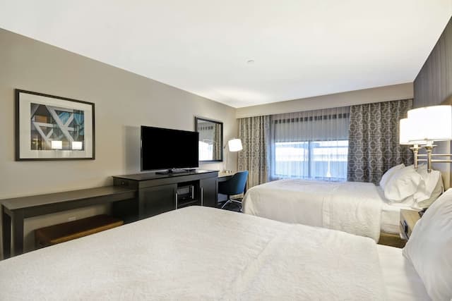 ハンプトン イン & スイーツ ロサンゼルス バーバンク エアポート-クイーンサイズベッド 2 台 (禁煙)-3