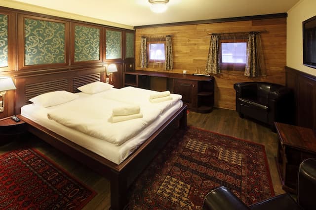 Boat Hotel Matylda-Executive Double Room-1