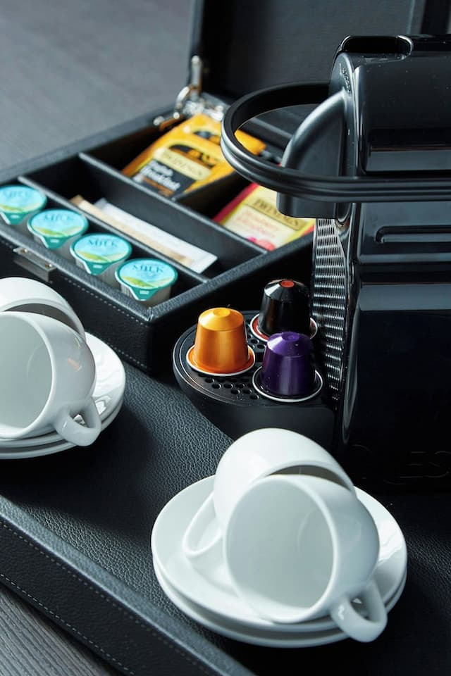 Residence Inn by Marriott London Tower Bridge-Accessible Suite for the accessible (disabled) studio suite-15