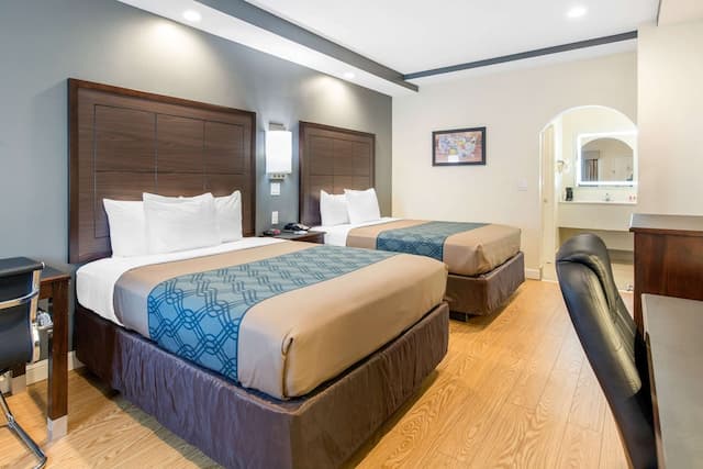 이코노 로지 인 & 스위트 휴스턴 윌로우브룩-스탠다드룸, 퀸사이즈침대 2개, 금연-1