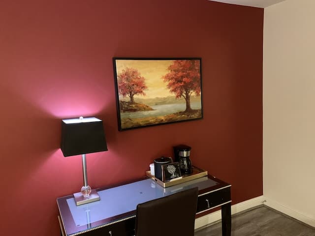 L.A. Sky Boutique Hotel-Superior Room, 1 King Bed-3