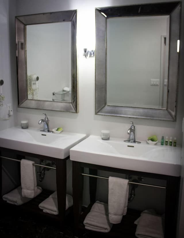 L.A. Sky Boutique Hotel-Executive Suite-4