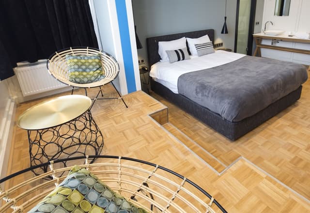 Quentin Zoo hotel-Standard Quadruple Room-1