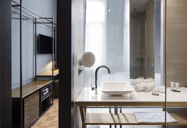 Quentin Zoo hotel-Standard Double Room-10