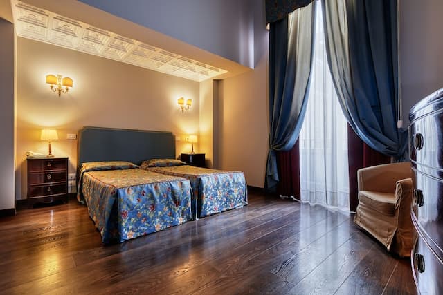 Decumani Hotel De Charme-Comfort Double or Twin Room-1