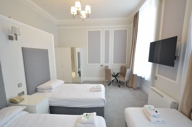 Amber Residence Hotel-Family Studio, Ensuite-16