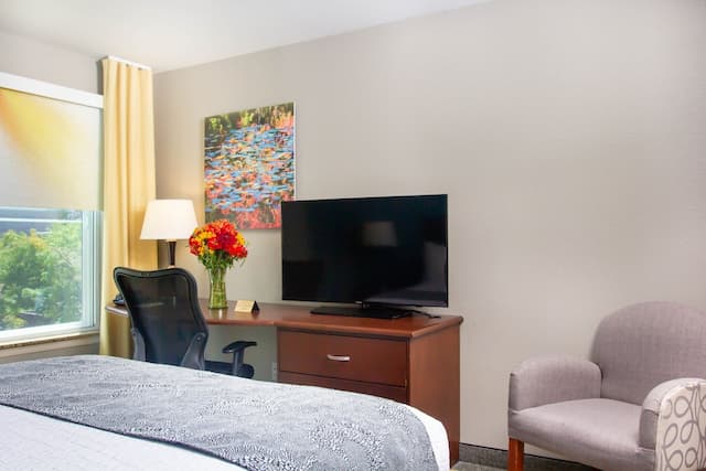 The Belltown Inn-Queen Guestroom-34