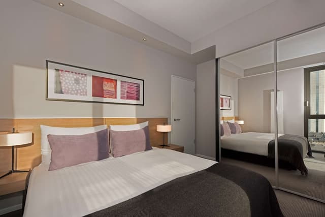 Adina Apartment Hotel Frankfurt Neue Oper-Premier Studio-2