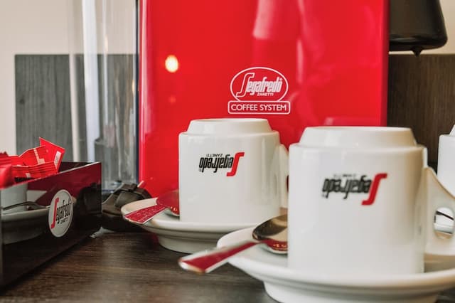 Urban Rooms Rathaus - Self Check-In-Superior Family Room-4