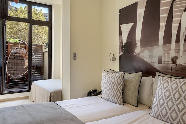 Hotel Limonaia-Premium Room (Family or Groups)-3