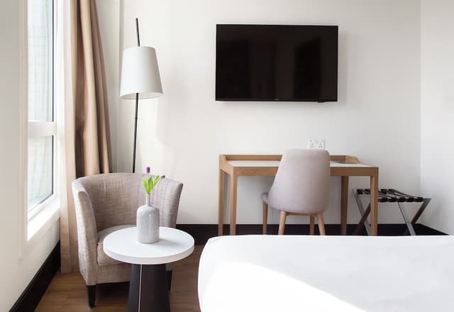 H10 London Waterloo-Classic Superior single use-4