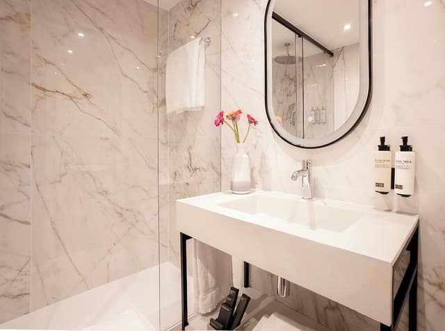 H10 London Waterloo-Classic Superior single use-5