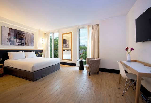 H10 London Waterloo-Classic Triple Superior-7