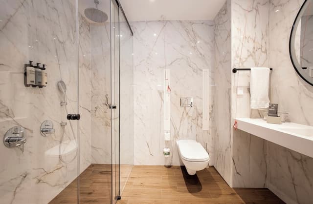 H10 London Waterloo-Classic Triple Superior-10