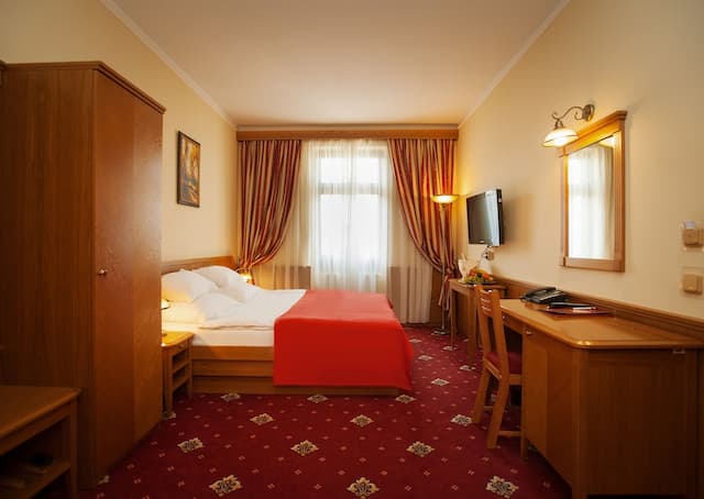Hotel Askania-Double or Twin Room-1